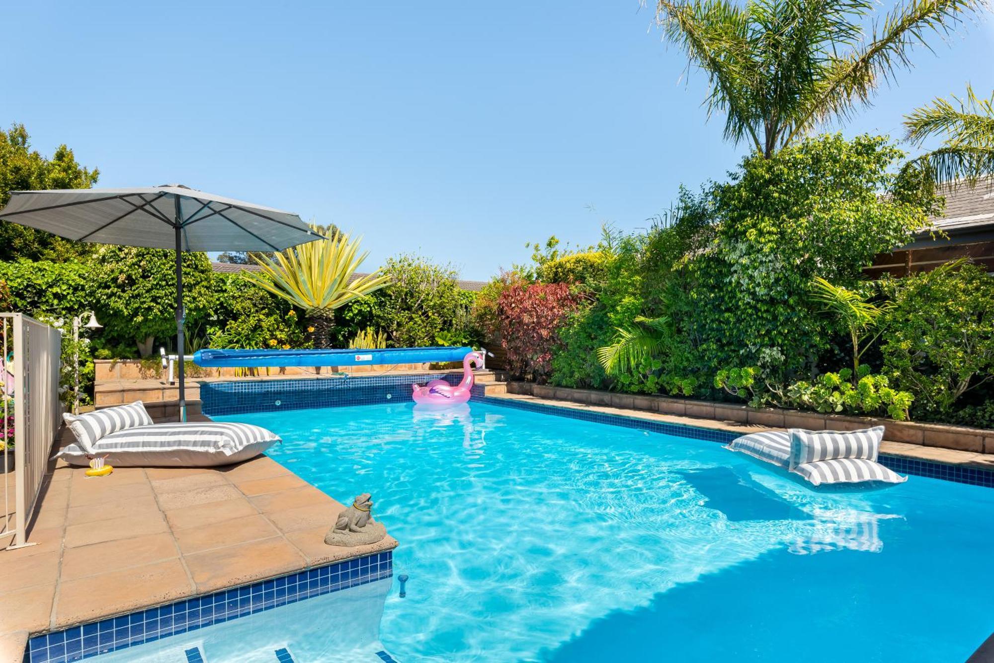 Meerendal Cottage-Affordable Luxury-Private Garden With Pool & Hot Tub 케이프타운 외부 사진