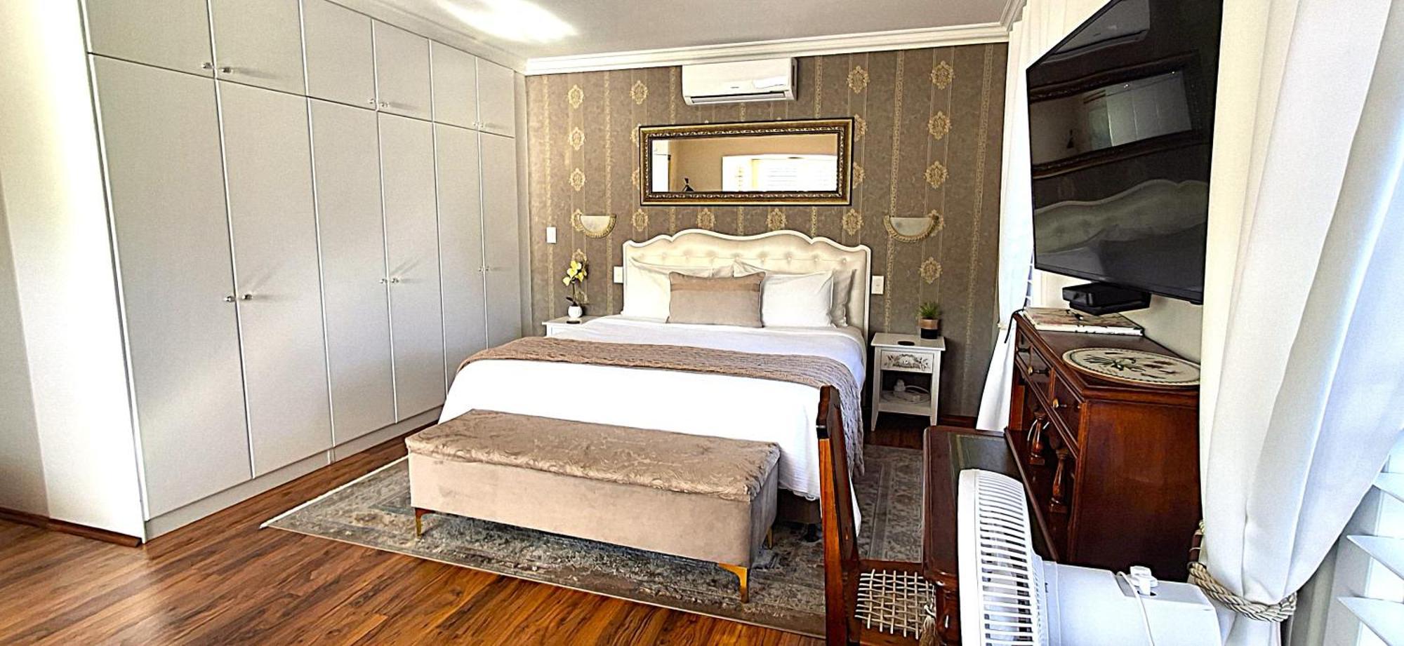 Meerendal Cottage-Affordable Luxury-Private Garden With Pool & Hot Tub 케이프타운 외부 사진
